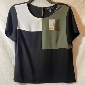 Nine West women’s size small blouse. Black and Green colorblock. New with tags